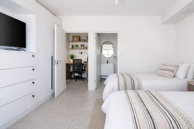 To Let 2 Bedroom Property for Rent in Paardevlei Western Cape